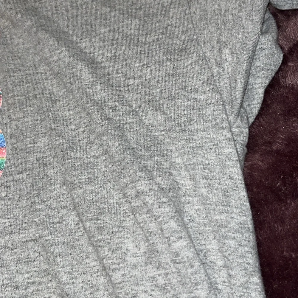Easter shirt Peepin’ It Real gray 22” pit to pit ~ 24-25 length - Picture 5 of 10